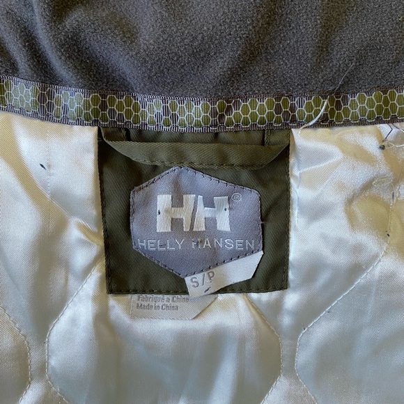 Helly Hansen Green Winter Jacket - Picture 9 of 11